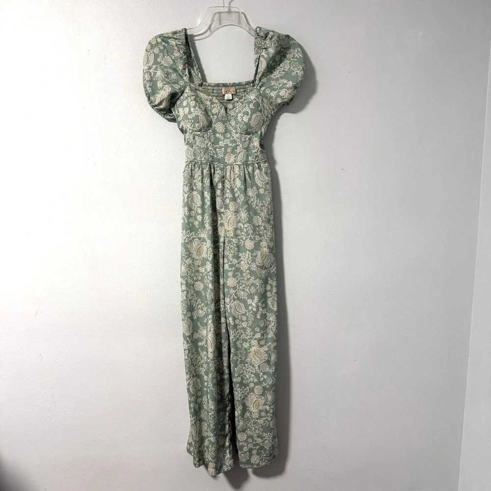 Band of the Free Sage Ivory Floral Puff Sleeve Wide Leg Jumpsuit‎ S